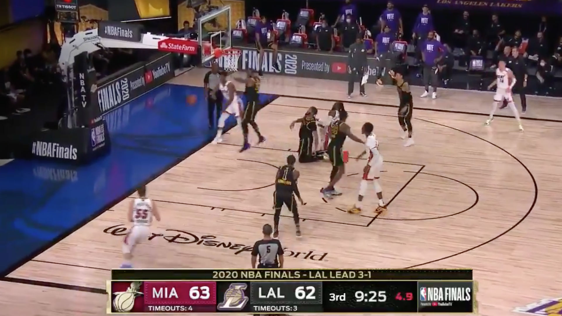 duncan-robinson-kentavious-caldwell-pope-shot.jpg duncan-robinson-kentavious-caldwell-pope-shot.jpg