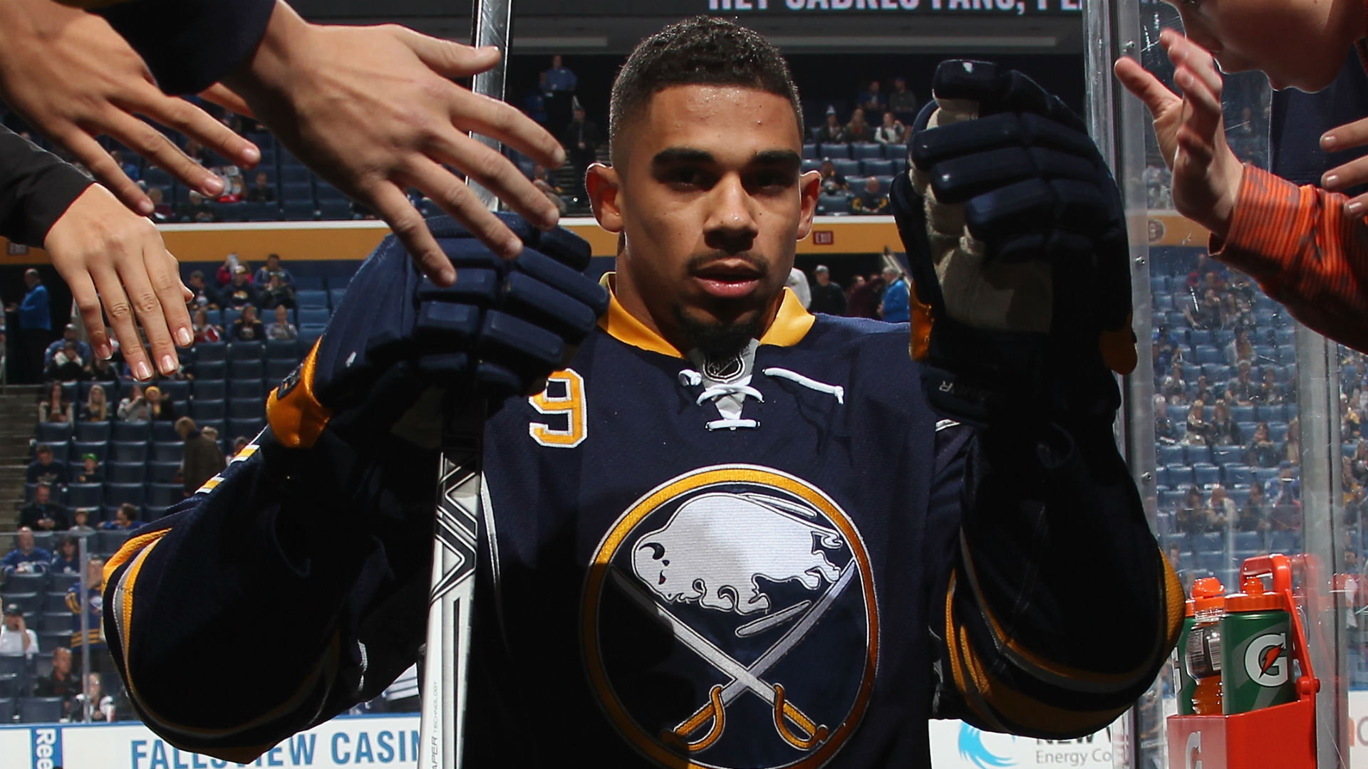 Evander Kane-122815-Getty-FTR.jpg Evander Kane-122815-Getty-FTR.jpg