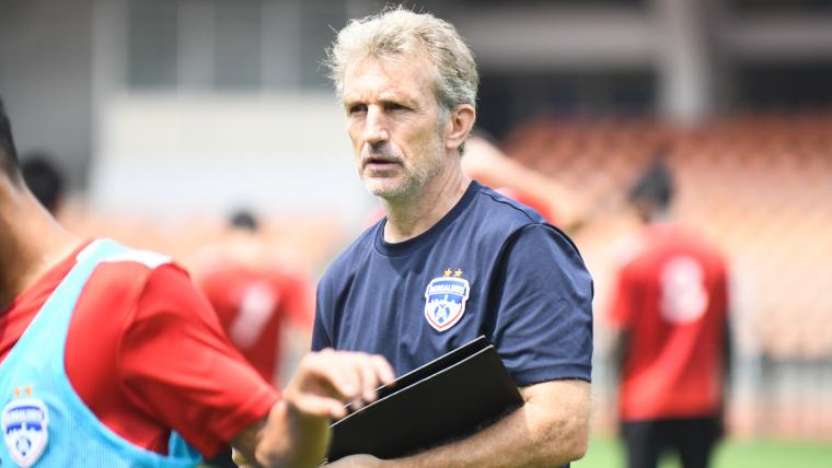 BFC's Roca aims to reach semis first image