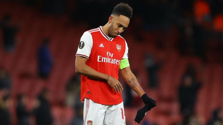 'I feel very bad' - Aubameyang unsure how he missed late chance as Arsenal crashes out of Europe image