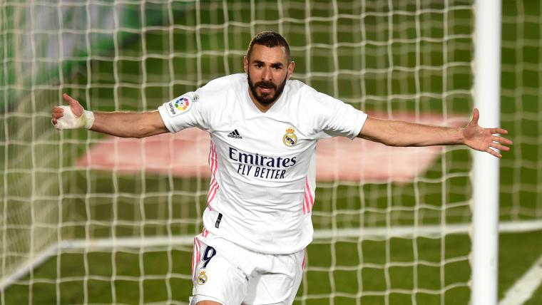 Benzema is on a different level - Zidane image