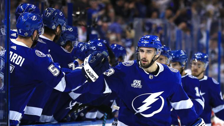 NHL playoffs 2018: Lightning's Cedric Paquette scores 19 seconds into Game 5 image