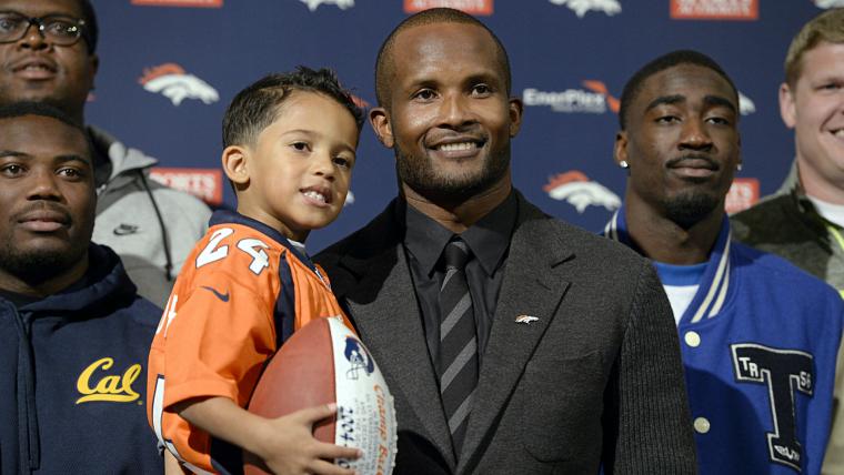 Champ Bailey on retiring: 'Reality hits. It's here.' image