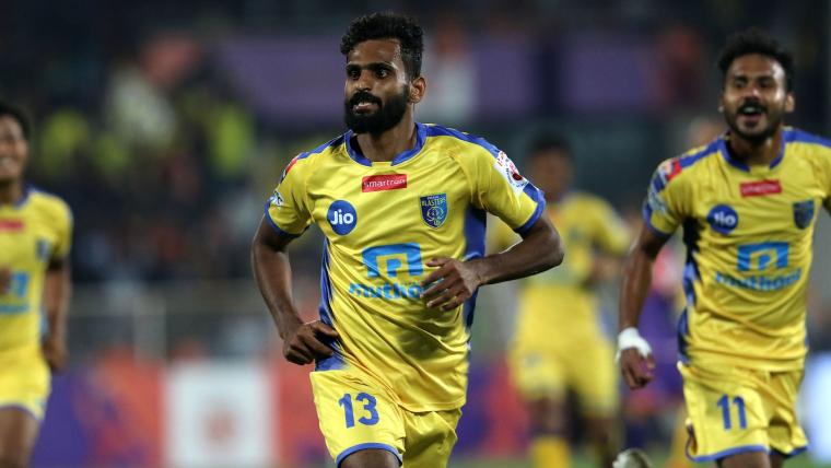 Vineeth to stay at Blasters image