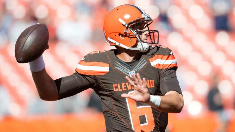 Browns give rookie QB Cody Kessler starting nod over Josh McCown image