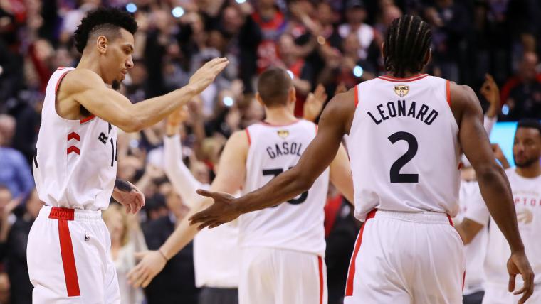 Warriors learn important lesson in Game 1 loss: 'It's not Kawhi Leonard — it's the Raptors' image