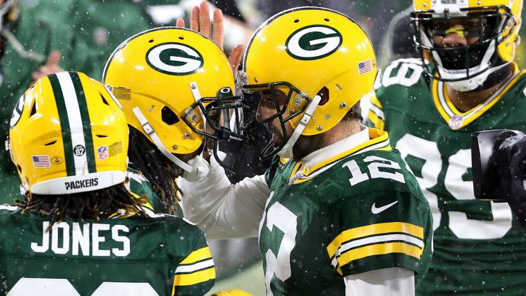 Packers vs. Titans live score, updates, highlights image