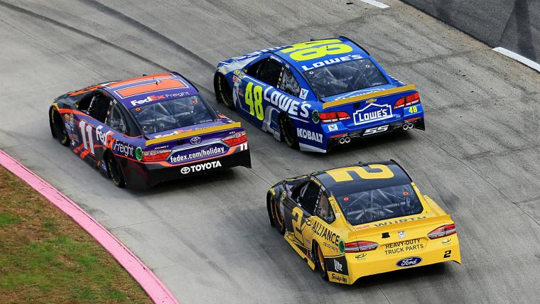 Denny Hamlin calls out Jimmie Johnson after contact at Martinsville image