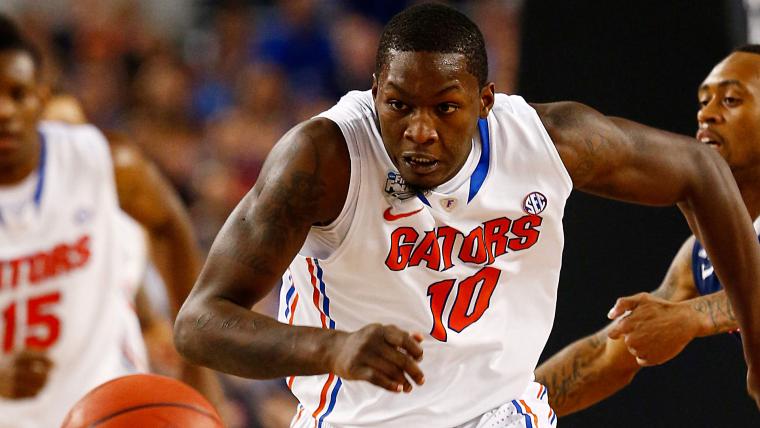 Florida's Dorian Finney-Smith cleared to play against Miami image