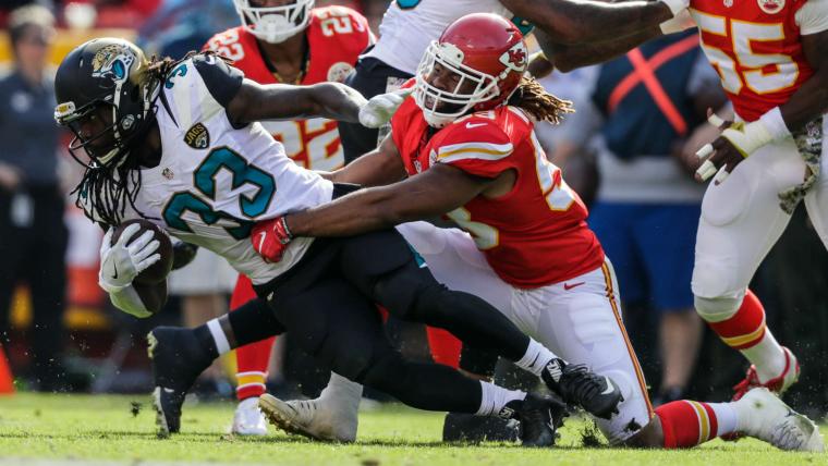 Mike Pereira contradicts officials on critical Chiefs-Jaguars fumble image