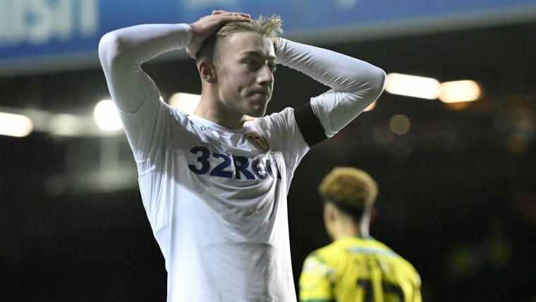 Leeds boss Bielsa considers Clarke recall for crunch clash image