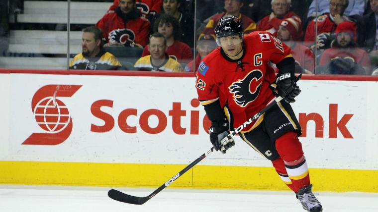 Jarome Iginla says goodbye to hockey image