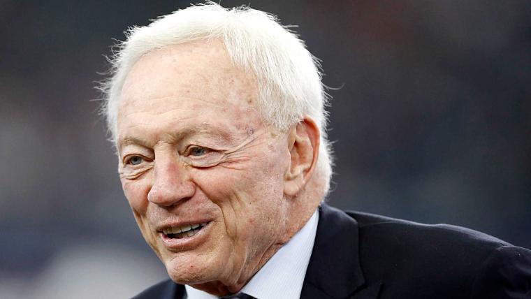 Jerry Jones calls out Ian Rapoport over Cowboys' rumored interest in Earl Thomas image