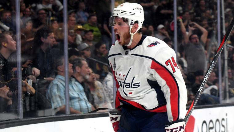 John Carlson, Capitals agree to eight-year extension image