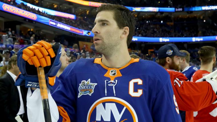 NHL free agent rumors: John Tavares to meet with six teams, report says image