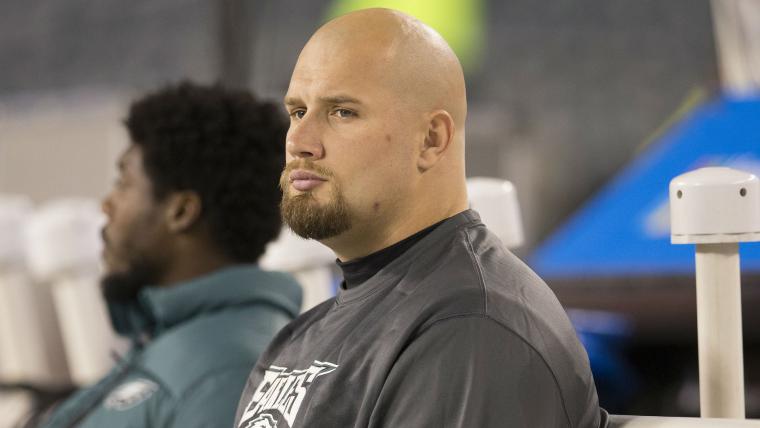 Lane Johnson suffers torn MCL image