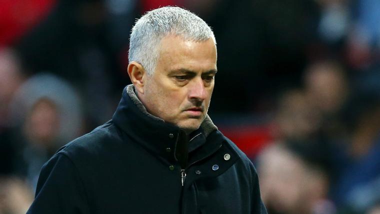 Mourinho's failing Man Utd stuck on replace & repeat image