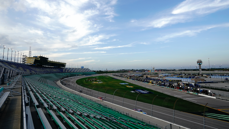 NASCAR lineup at Kansas: Starting order, pole for AdventHealth 400 after qualifying image