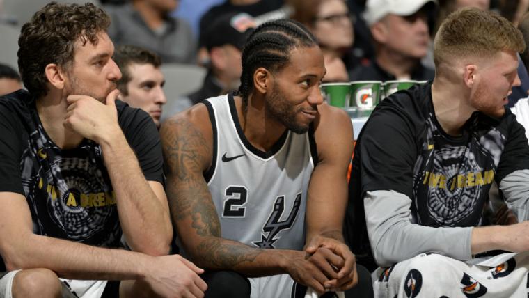 Report: Lakers unwilling to sacrifice young core for Kawhi Leonard image