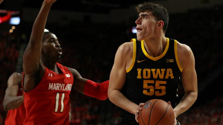 Iowa's Garza goes after NBA 'dream' image