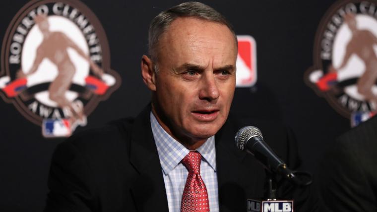 Manfred looking into Astros incident image