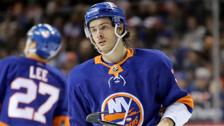 Islanders face bumpy transition from John Tavares era — but it's not all bleak image