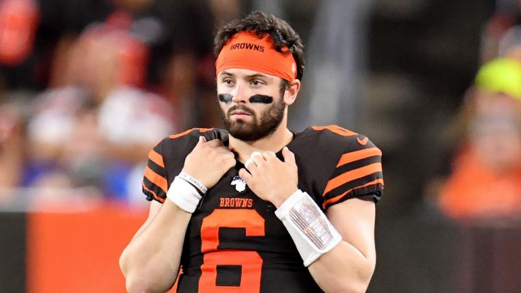 Mayfield walks out of presser image