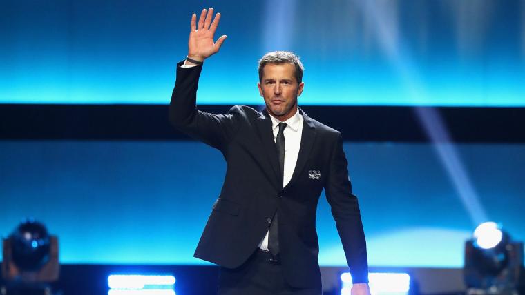 Sporting News Exclusive: Hall of Famer Mike Modano breaks down top players in NHL image