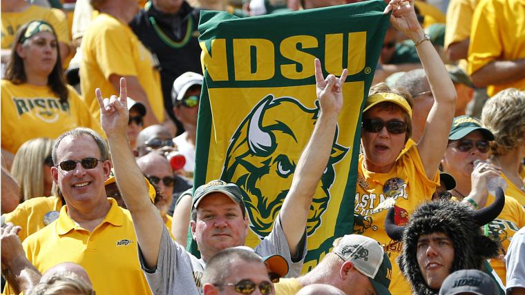 North Dakota State finally dethroned in FCS playoffs; Bison fall to James Madison image