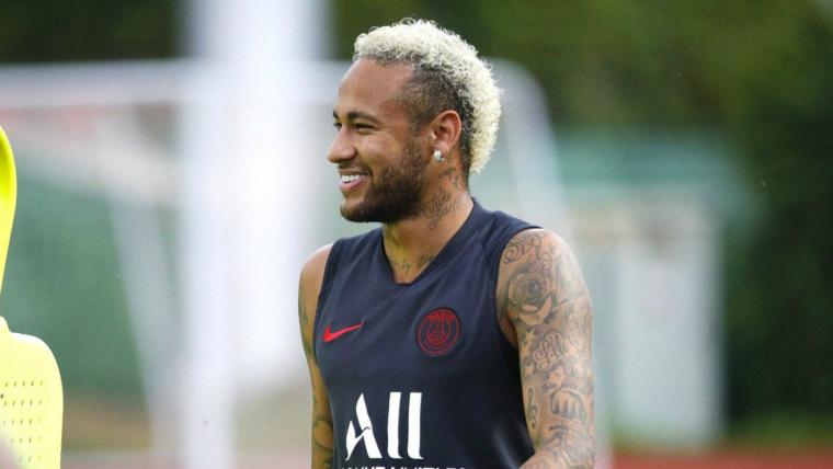 Neymar takes part in PSG training image