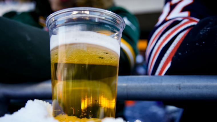 NFL beer vendor arrested for charging $724 for two beers at Dolphins game image