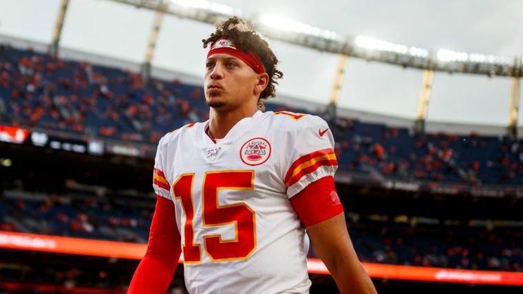 Patrick Mahomes injury update image