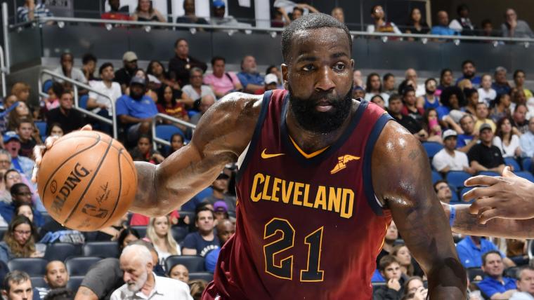 Cavaliers add Kendrick Perkins image