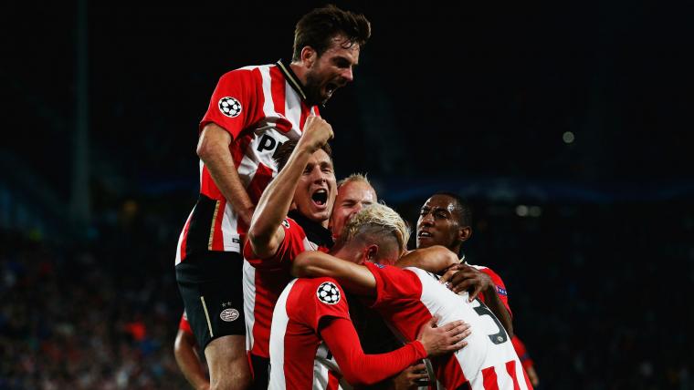 Video: Manchester United shocked by PSV as Shaw breaks leg image