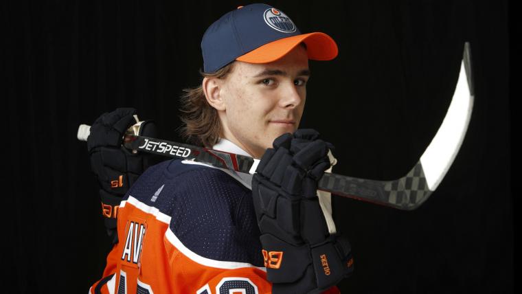 Oilers sign forward Raphael Lavoie to entry-level contract image