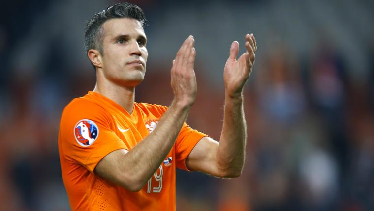 Golden boy Robin van Persie returns home image