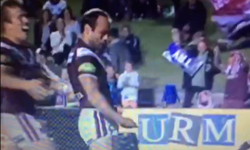 Brett Stewart does the 'Big Willie' image