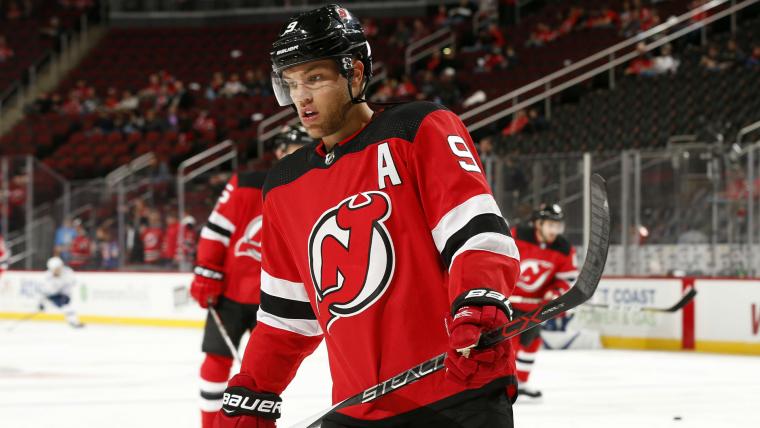 Devils' Taylor Hall extends point streak to 23 games image