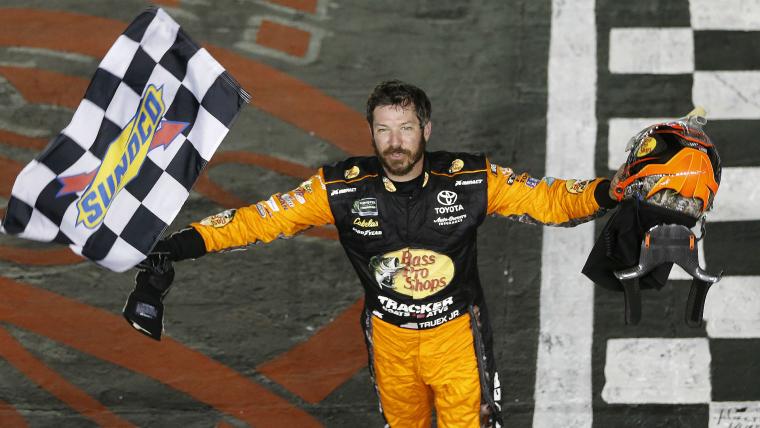 Martin Truex Jr. dominates to win image