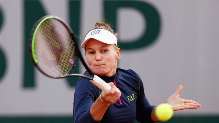 Kontaveit, Vecic bundled out in Abu Dhabi image