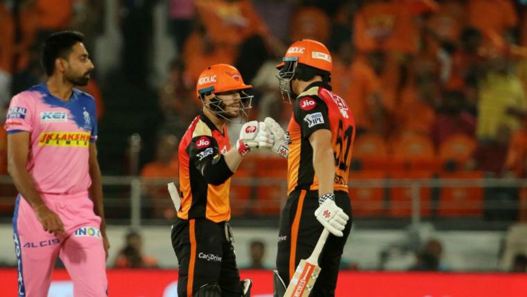 Warner inspires Sunrisers win image