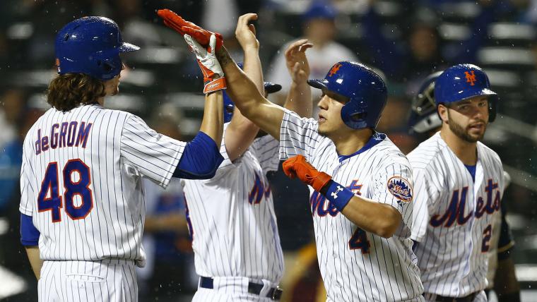 Mets send 15 to the plate in 10-run inning against Brewers image