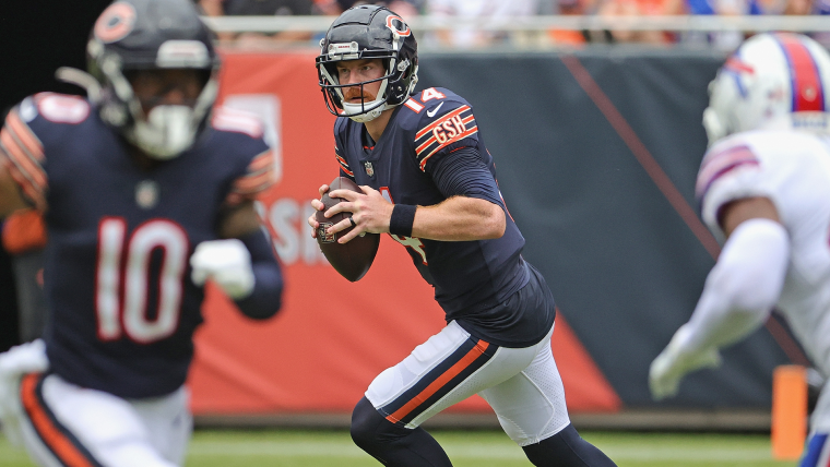 Bears name Andy Dalton starter over Justin Fields despite boos, mixed results image