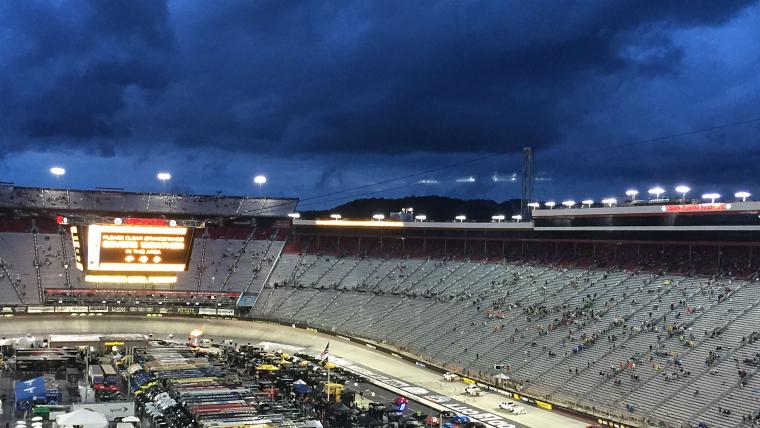 Bristol race sees second red flag for rain image