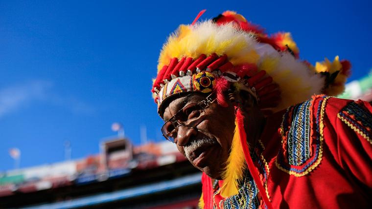 Redskins unofficial mascot Chief Zee dies, remembered by team image