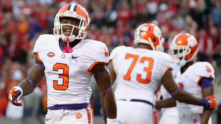 College Football Week 9: Clemson, Notre Dame still look like playoff contenders image