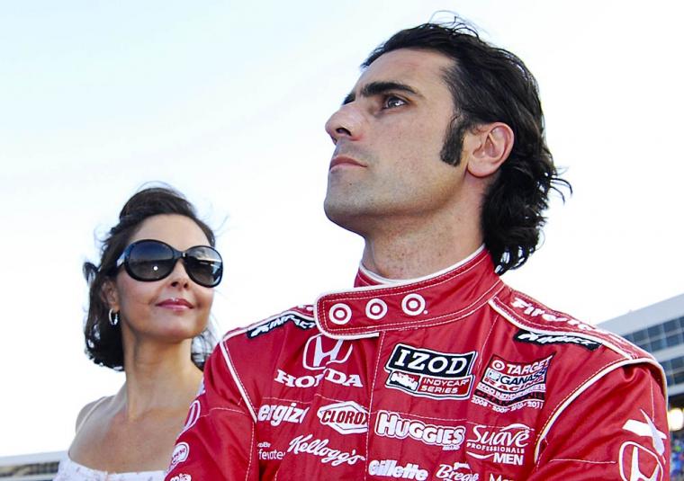 Dario Franchitti recovering from frightening crash, wife Ashley Judd by his side image