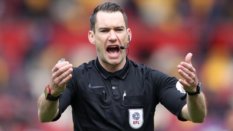 Who is history-making Premier League referee Jarred Gillett? image