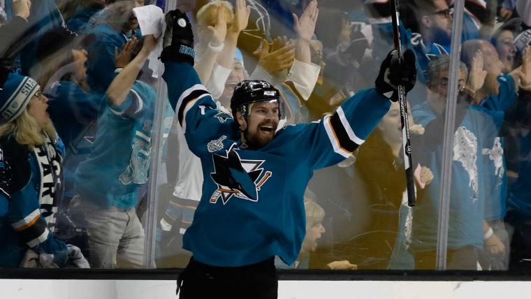 Finnish broadcaster loses mind over Sharks' Joonas Donskoi OT winner image