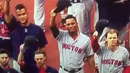 Red Sox players salute Don Orsillo in final NESN broadcast image